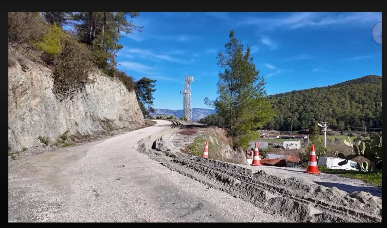 Karacasöğüt Mahallesi’nde İçme Suyu Hatları Yenileniyor 3
